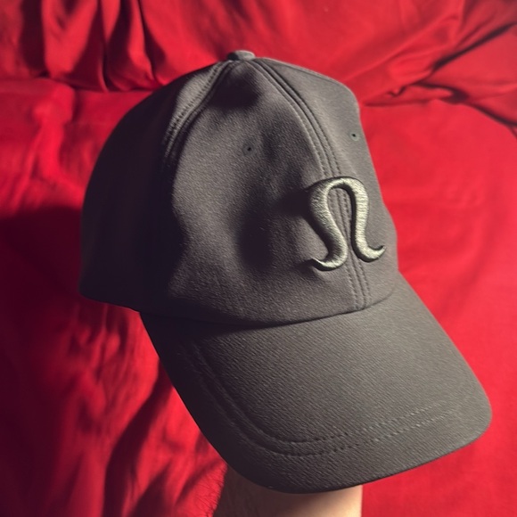 Men’s Days Shade Lululemon Logo Ball Cap Black - Picture 4 of 4